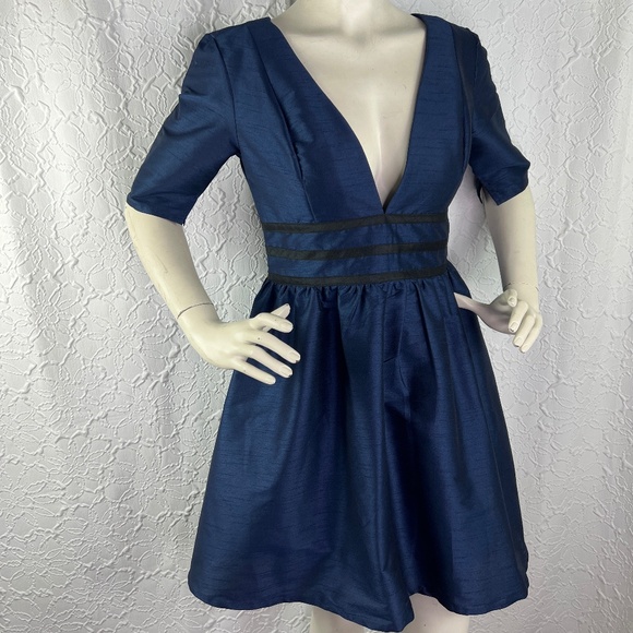 eShakti dress Sleeveless Fit & Flare Classic - Picture 1 of 8